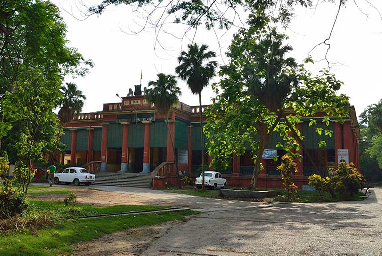 The District Court Chandernagore