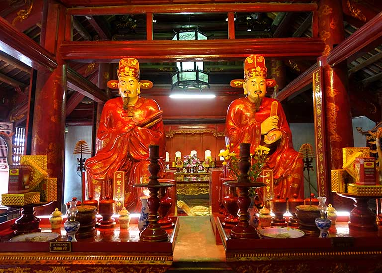 Carvings of Disciples