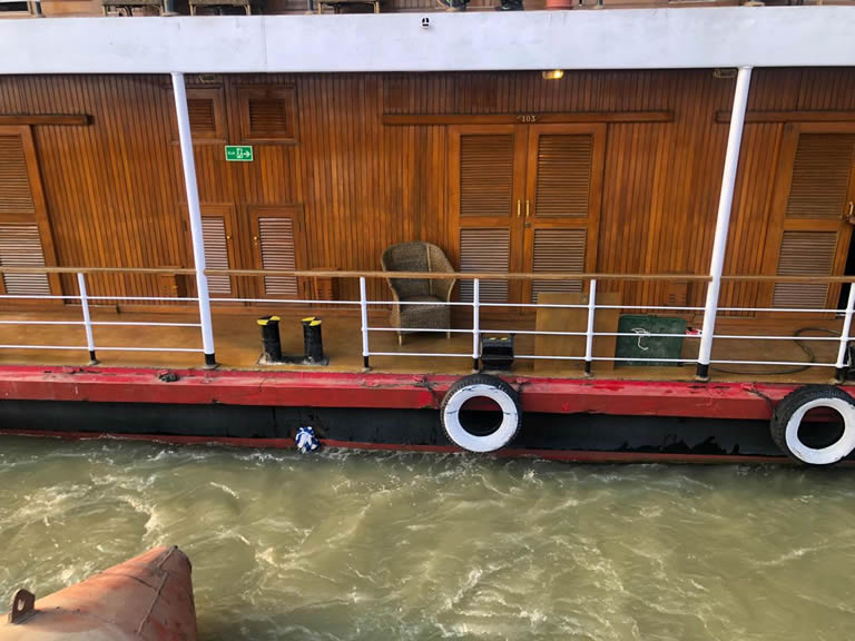 RV Kindat Pandaw 

damage