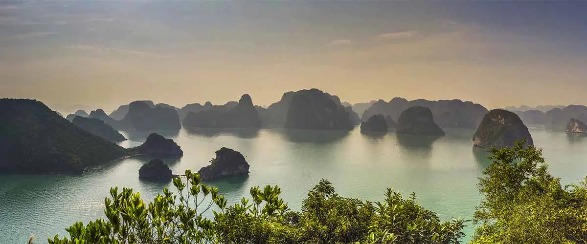 Halong Bay & The Red River