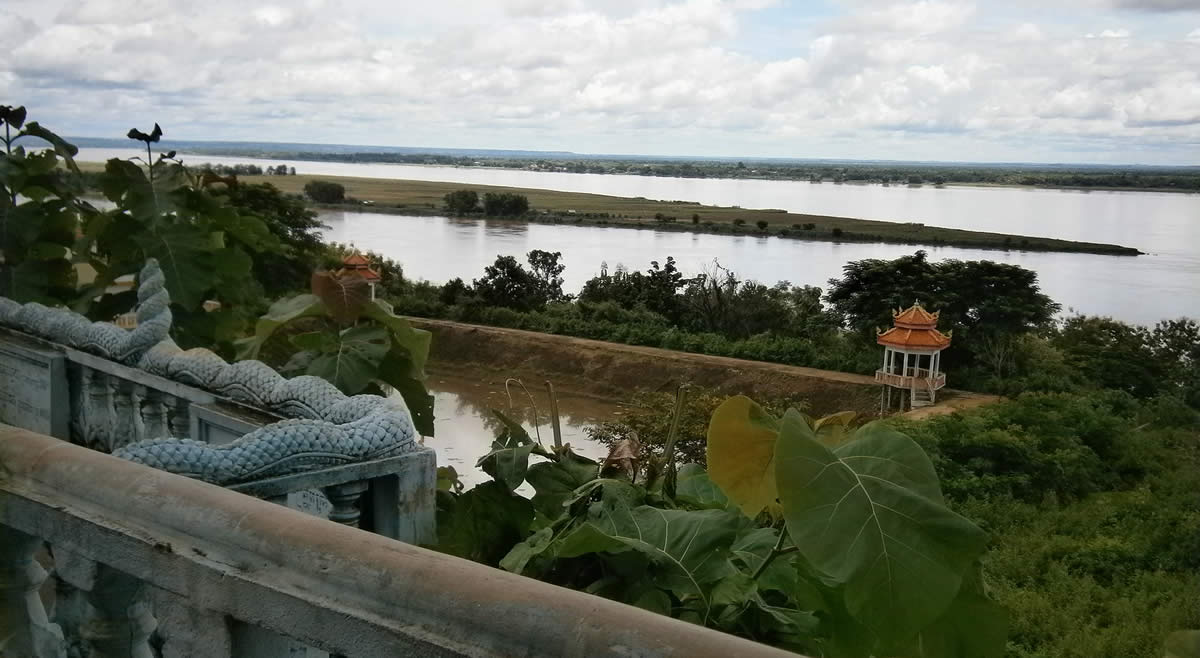View of the Mekong river from Wat Hanchey