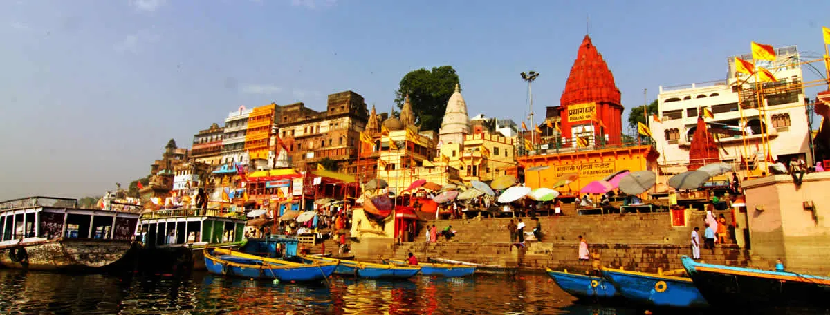 THE GANGES - FROM KOLKATA TO VARANASI
